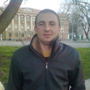  ,   Taras, 40 ,   