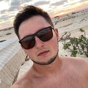  ,  Vadim, 28