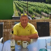  Praha,   Paja, 64 ,   ,   
