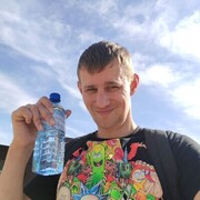  ,  Vovan, 32