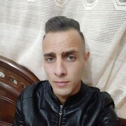  ,  Yousef, 28