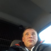  ,  Viktoras, 49