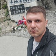  ,  Yan, 32