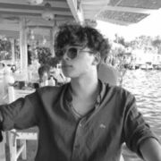  ,  Anas, 24