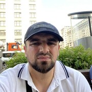  ,   Artur, 37 ,   ,   