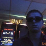  ,   Denis, 42 ,     , c 