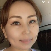  Kangnung,  Arina, 40