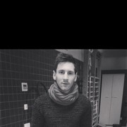  ,  Alixan, 33