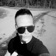  ,   Mark, 32 ,   ,   , c , 