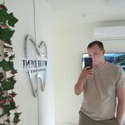  ,  Sergio, 25