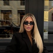 Знакомства Москва, Карина