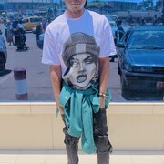  ,  Emmanuel, 28