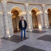  ,   Alisher, 40 ,   ,   