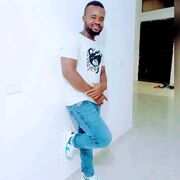  ,  Ayuba, 33