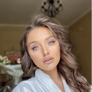  ,  Karina, 26