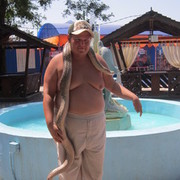 ����  � �����