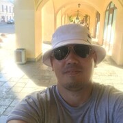  -,   , 33 ,     , c 