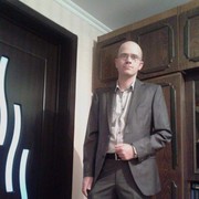  ,  davit, 33