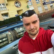  Wolow,  Misha, 31