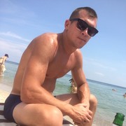   ,   Roman, 39 ,   