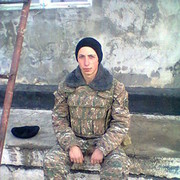  ,  Armen, 32