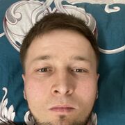  ,  Jon, 25