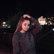  ,  Nika, 25