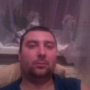  ,   Weydon, 40 ,   
