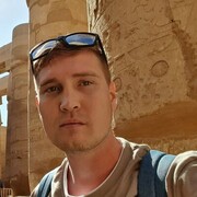  ,   Ivan, 32 ,  