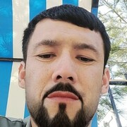  ,  Bobur, 28
