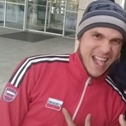  ,   Tom, 32 ,   ,   , c 