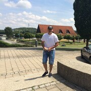  ,  Goga, 44