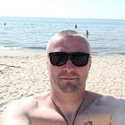  ,  Nikolajus, 43