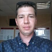  ,  Viktor, 35