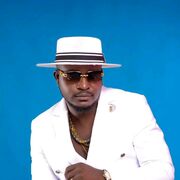  ,   Dannick eba, 40 ,   ,   