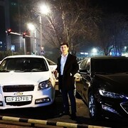  ,   Khan, 27 ,   ,   