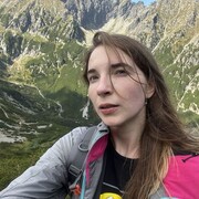  Lesna,  Irina, 23