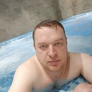  ,   Vitalie, 39 ,   ,   