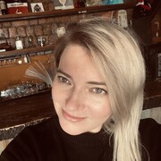  Canary Wharf,   Natalia, 39 ,   ,   