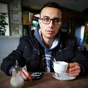  ,   Stefan, 29 ,  