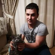  ,   Viktor, 32 ,   ,   