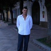  ,  Alex, 50