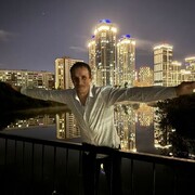  ,   Viktor, 39 ,   ,   