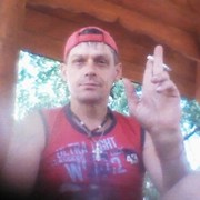  ,   Viktor, 54 ,  