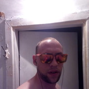  ,  Marck, 36