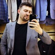  ,   Ali, 32 ,   ,   