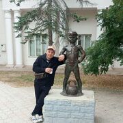  ,   Vasily, 52 ,   c 