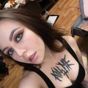  ,   Adelaida, 24 ,   ,   