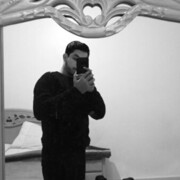  ,  Mouhcine, 23