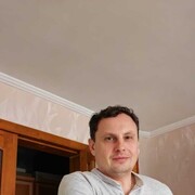  Lommel,  Alex, 46